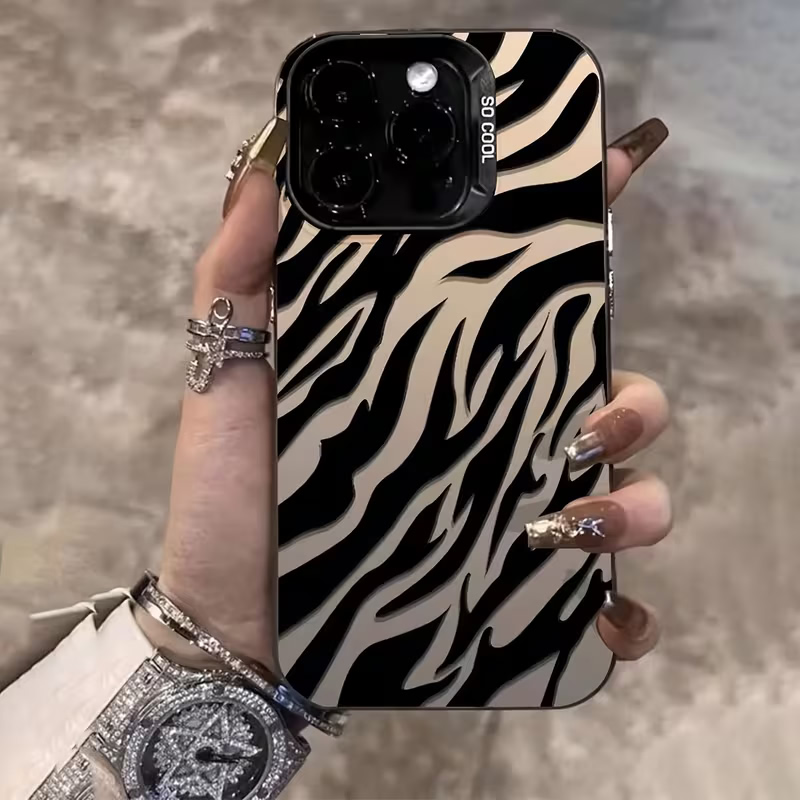 Zebra Pattern Black Advanced I - огляд і ціна Apple Iphone 15